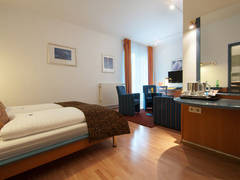 Zimmerbild 28