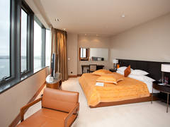 Zimmerbild 12