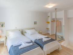Zimmerbild 14