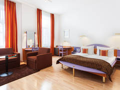 Zimmerbild 23