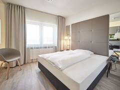 Zimmerbild 53