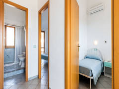 Zimmerbild 25