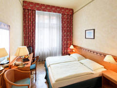 Zimmerbild 66