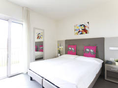 Zimmerbild 15