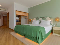 Zimmerbild 32
