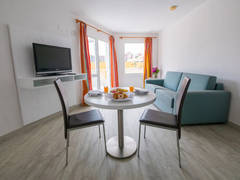 Zimmerbild 24