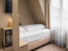 Zimmerbild 6