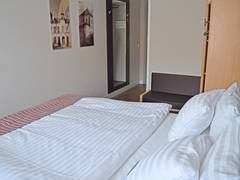 Zimmerbild 8