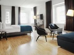 Zimmerbild 14