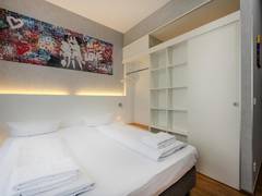 Zimmerbild 8