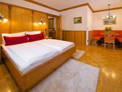 Zimmerbild 12