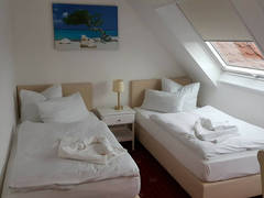 Zimmerbild 6