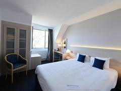 Zimmerbild 12