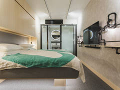 Zimmerbild 4