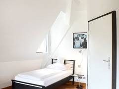 Zimmerbild 6
