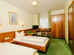 Zimmerbild 7