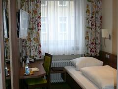 Zimmerbild 6