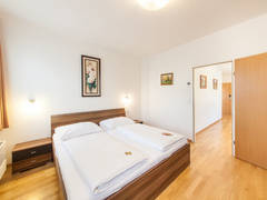 Zimmerbild 14