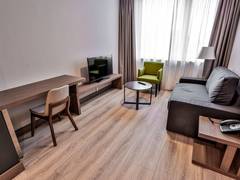 Zimmerbild 23