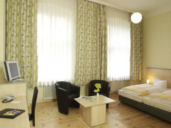 Zimmerbild 4