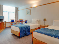 Zimmerbild 32