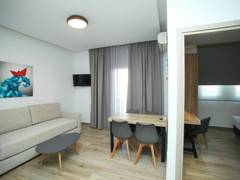 Zimmerbild 28