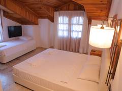 Zimmerbild 13