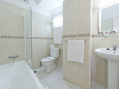 Zimmerbild 46