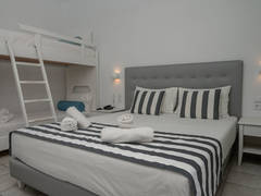 Zimmerbild 28