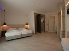 Zimmerbild 29