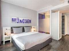 Zimmerbild 17