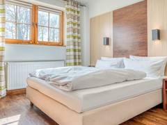 Zimmerbild 9