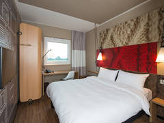 Zimmerbild 8