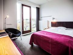 Zimmerbild 4