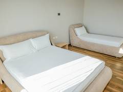 Zimmerbild 4