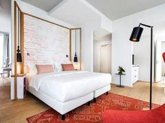 Zimmerbild 7