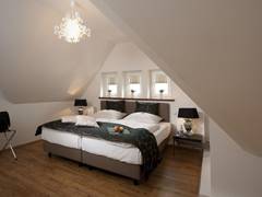 Zimmerbild 8