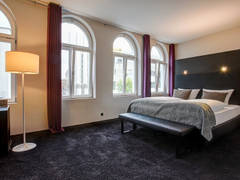 Zimmerbild 15