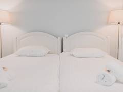 Zimmerbild 6
