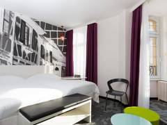 Zimmerbild 4