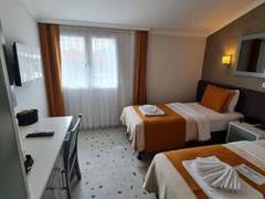 Zimmerbild 5