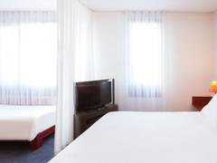 Zimmerbild 4