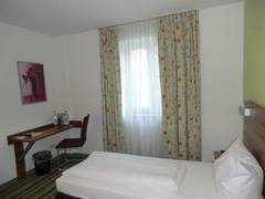 Zimmerbild 9