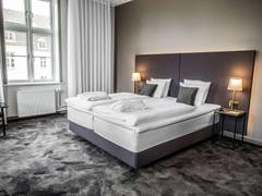 Zimmerbild 15