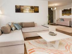 Zimmerbild 4