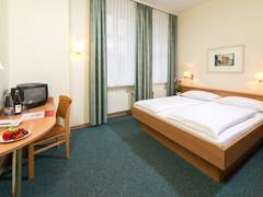 Zimmerbild 6