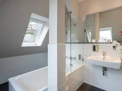Zimmerbild 9