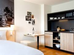 Zimmerbild 6