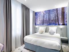 Zimmerbild 6