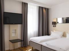 Zimmerbild 8